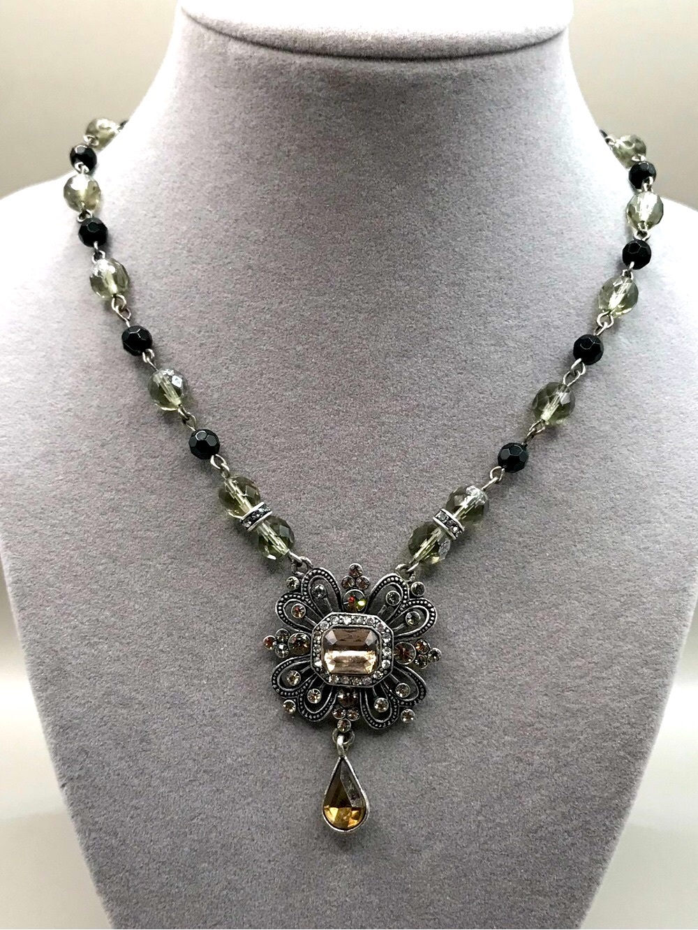 Avon Antique Silver-Tone Floral Design Drop Necklace